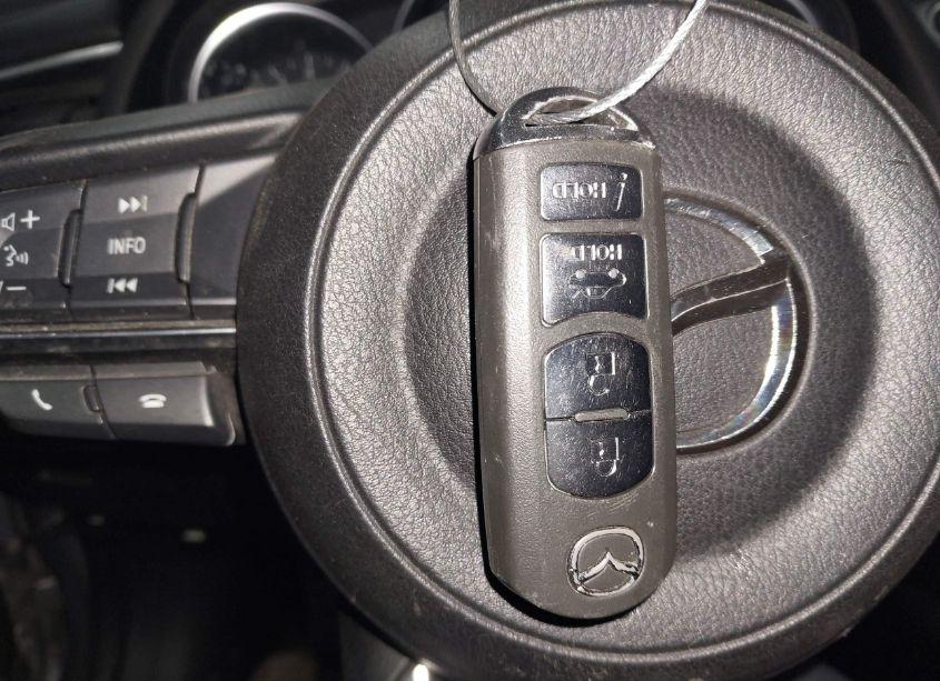 Photo 11 of 2017 Mazda Mazda6 TOURING (VIN JM1GL1V52H1122428)