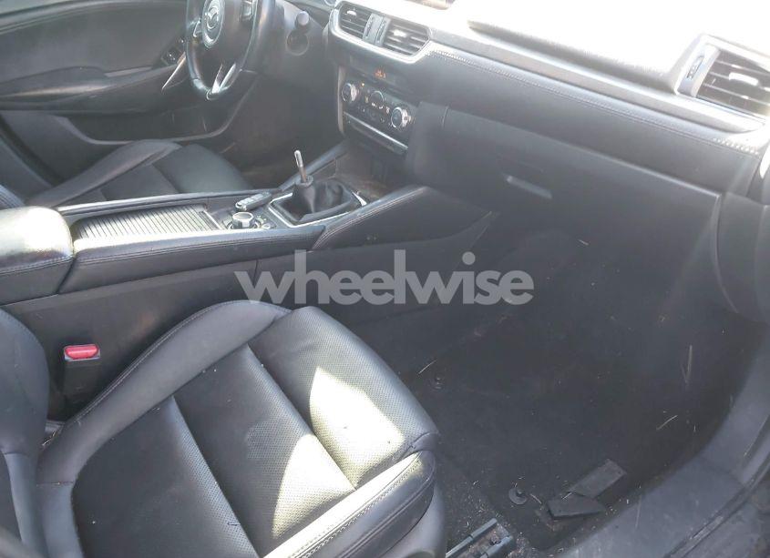 Photo 5 of 2017 Mazda Mazda6 TOURING (VIN JM1GL1V55H1105610)