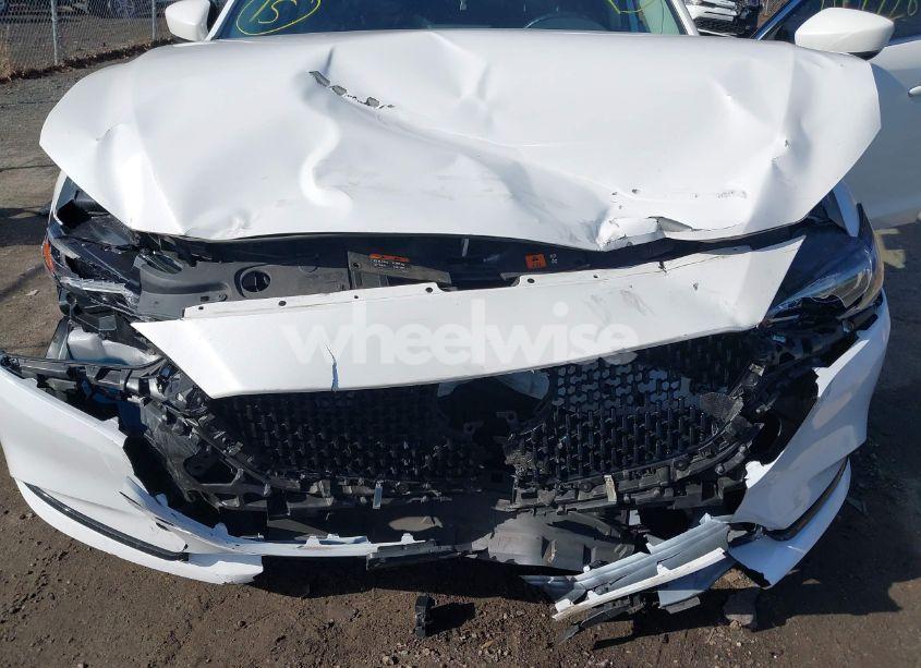 Photo 6 of 2021 Mazda Mazda6 TOURING (VIN JM1GL1VM0M1604302)