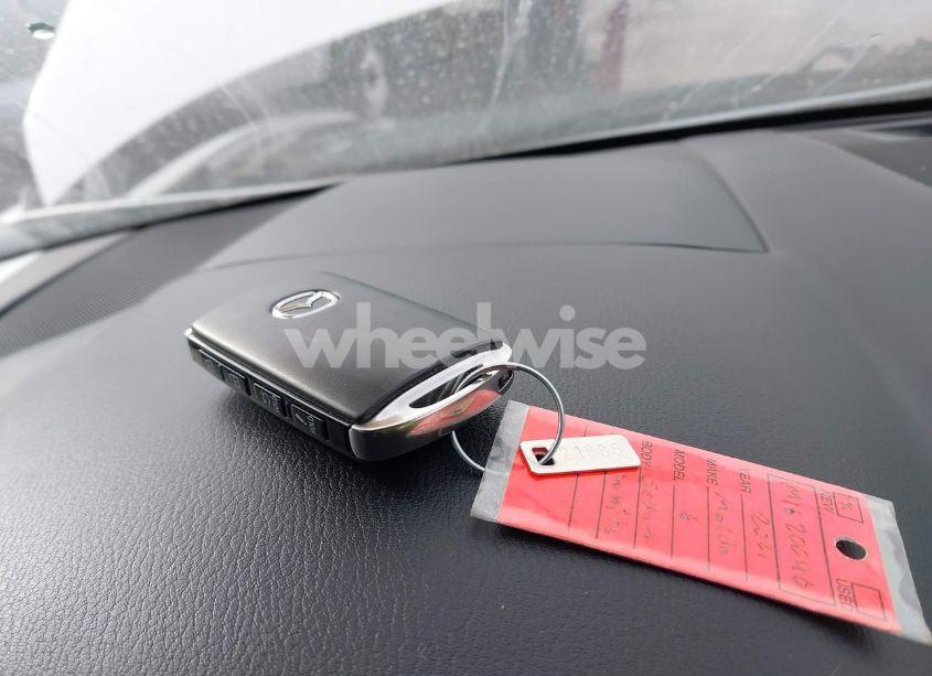 Photo 11 of 2021 Mazda Mazda6 TOURING (VIN JM1GL1VM0M1620046)