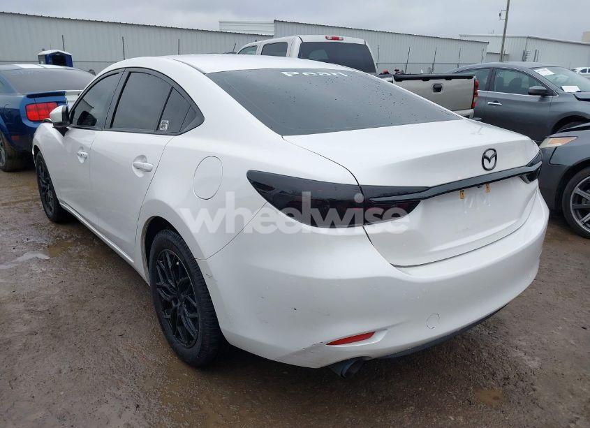 Photo 3 of 2021 Mazda Mazda6 TOURING (VIN JM1GL1VM0M1620046)