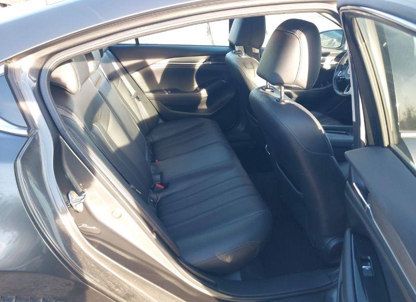 Photo 8 of 2018 Mazda Mazda6 TOURING (VIN JM1GL1VM1J1316462)