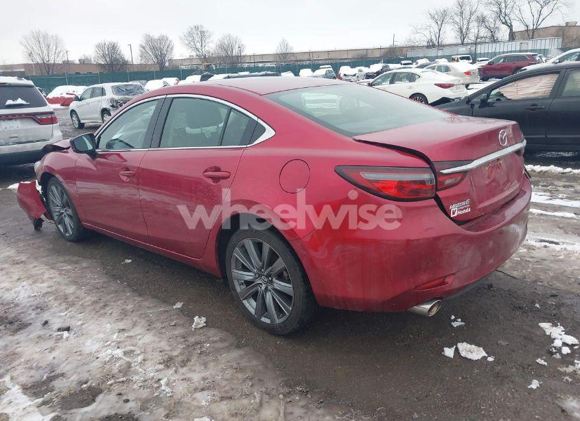 Photo 3 of 2018 Mazda Mazda6 TOURING (VIN JM1GL1VM1J1327901)