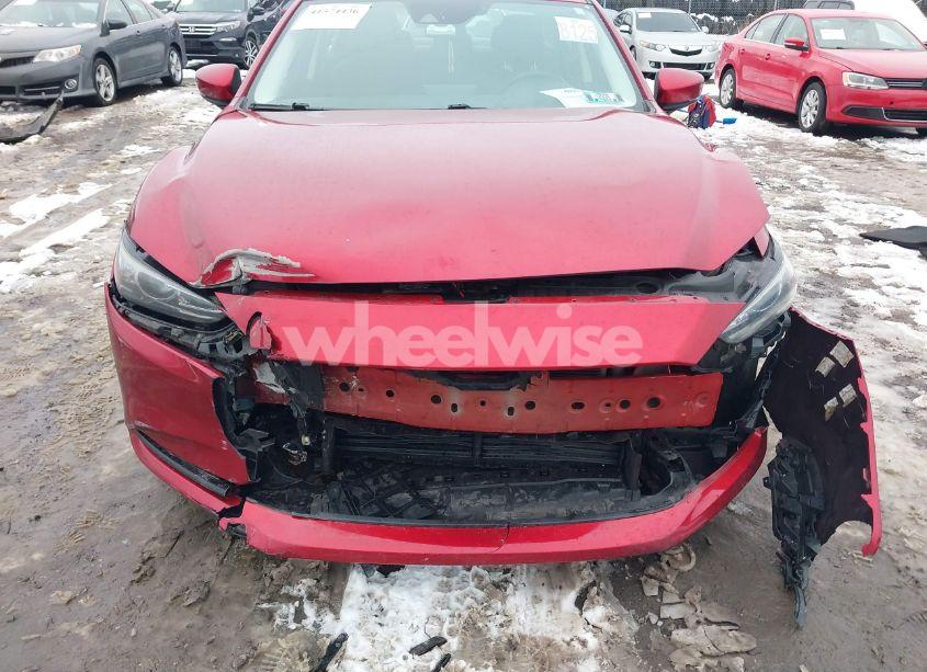 Photo 6 of 2018 Mazda Mazda6 TOURING (VIN JM1GL1VM1J1327901)