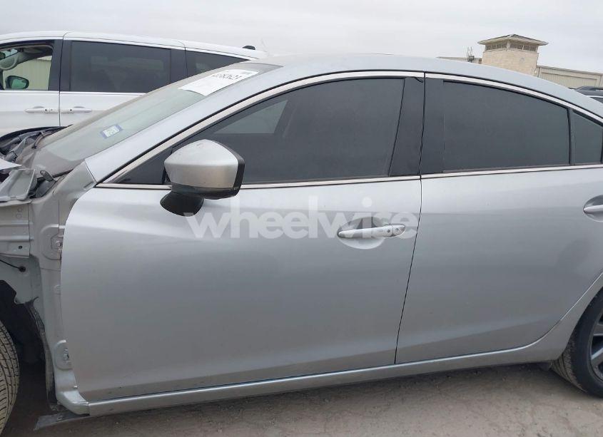 Photo 14 of 2018 Mazda Mazda6 TOURING (VIN JM1GL1VM4J1308002)