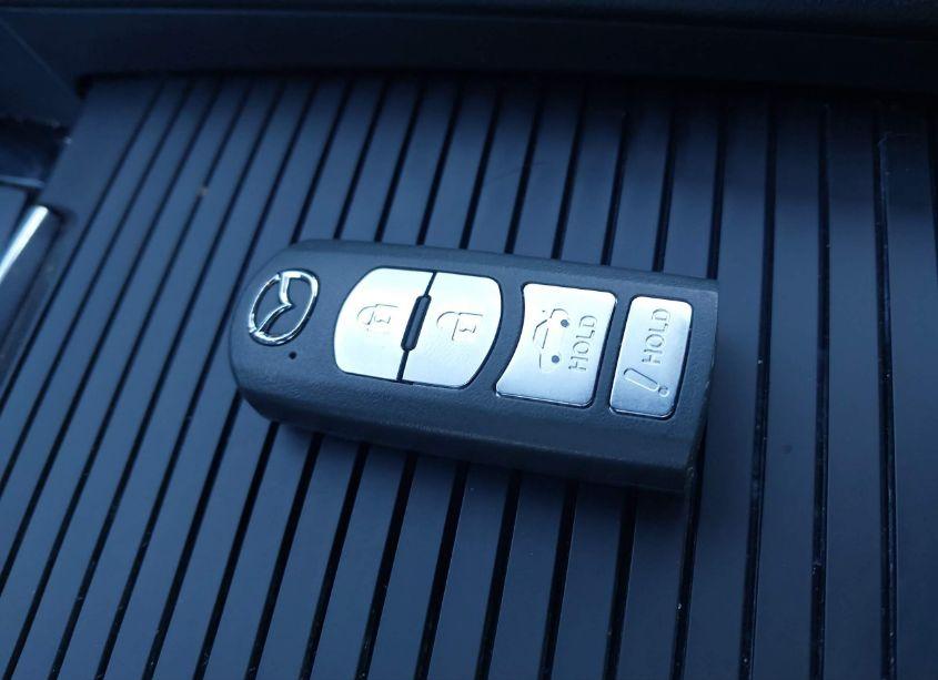 Photo 11 of 2018 Mazda Mazda6 TOURING (VIN JM1GL1VM4J1310980)