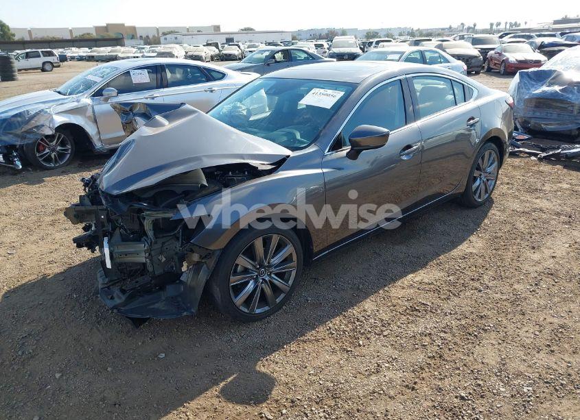 Photo 2 of 2020 Mazda Mazda6 TOURING (VIN JM1GL1VM4L1526590)