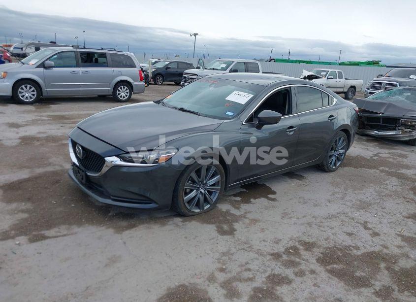 Photo 2 of 2021 Mazda Mazda6 TOURING (VIN JM1GL1VM5M1601315)