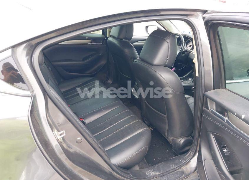 Photo 8 of 2021 Mazda Mazda6 TOURING (VIN JM1GL1VM5M1601315)