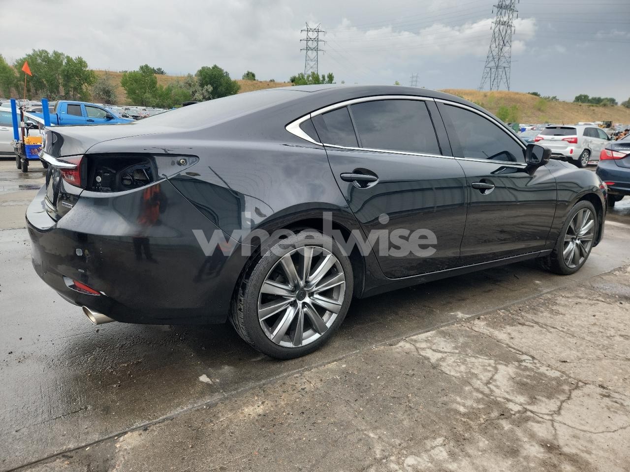 Photo 3 of 2021 MAZDA 6 TOURING (VIN JM1GL1VM5M1604540)