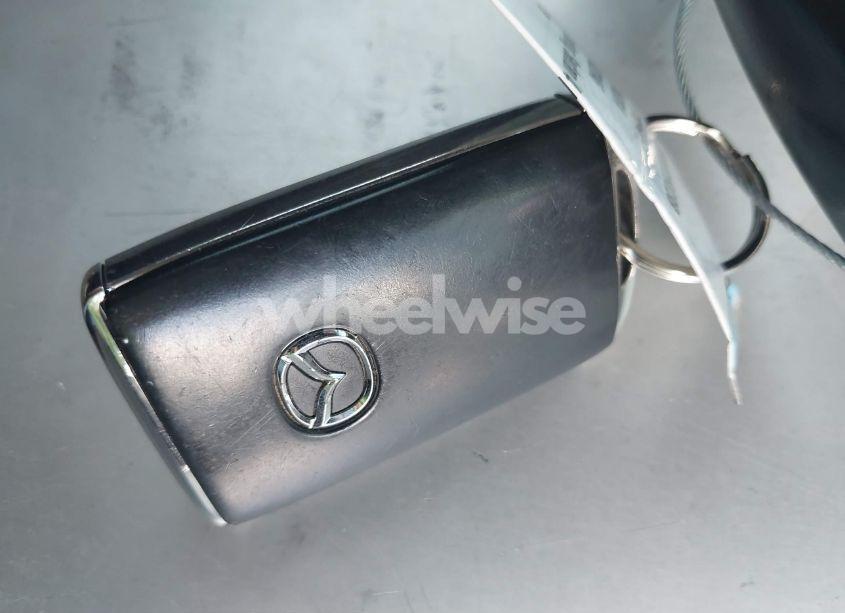 Photo 11 of 2021 Mazda Mazda6 TOURING (VIN JM1GL1VM5M1607017)