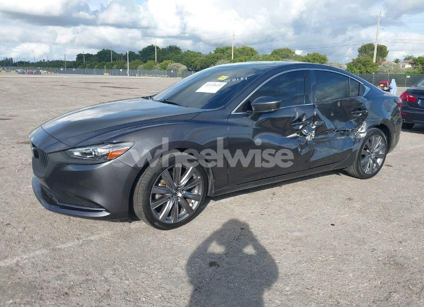 Photo 2 of 2021 Mazda Mazda6 TOURING (VIN JM1GL1VM5M1607017)