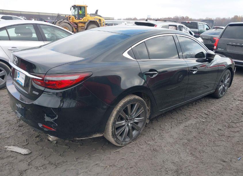 Photo 4 of 2018 Mazda Mazda6 TOURING (VIN JM1GL1VM6J1326842)