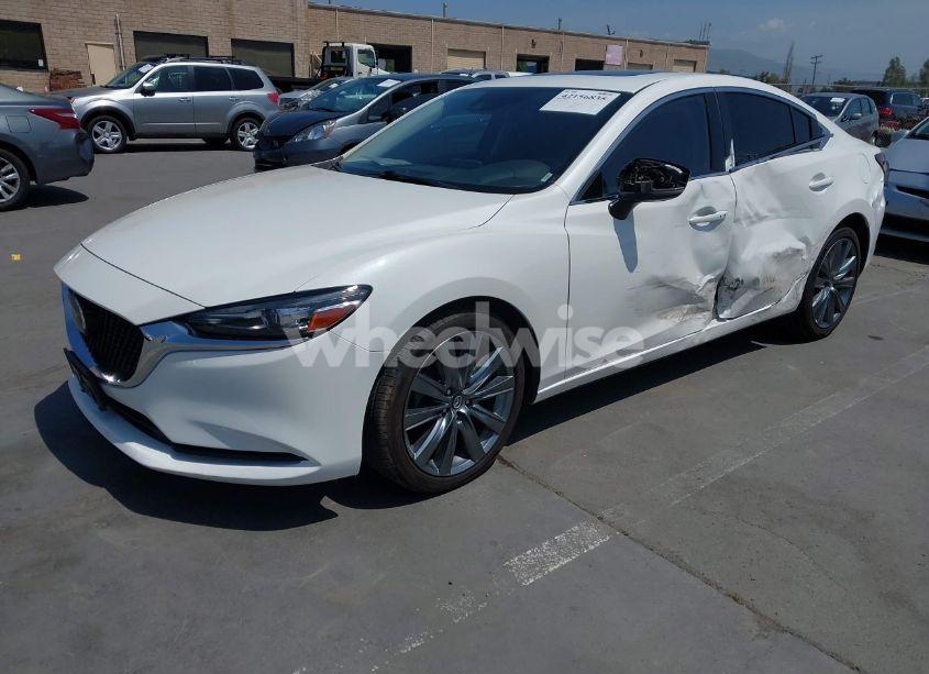 Photo 2 of 2021 Mazda Mazda6 TOURING (VIN JM1GL1VM6M1600318)