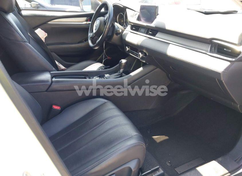 Photo 5 of 2021 Mazda Mazda6 TOURING (VIN JM1GL1VM6M1600318)