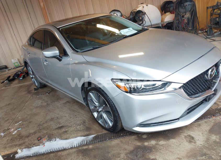 2018 Mazda Mazda6 TOURING (VIN JM1GL1VM7J1308463) main photo
