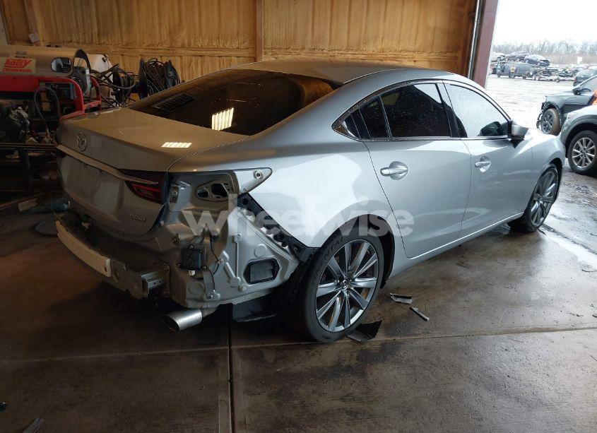 Photo 4 of 2018 Mazda Mazda6 TOURING (VIN JM1GL1VM7J1308463)