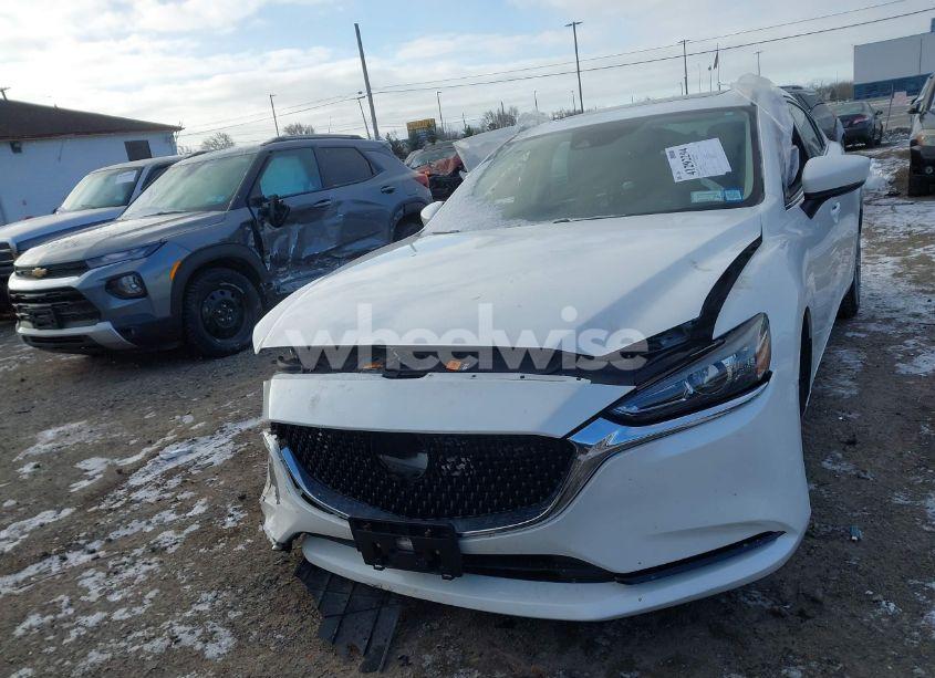 Photo 12 of 2021 Mazda Mazda6 TOURING (VIN JM1GL1VM8M1612647)