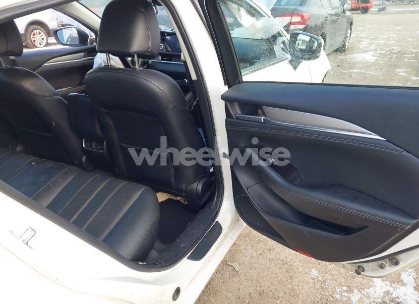 Photo 8 of 2021 Mazda Mazda6 TOURING (VIN JM1GL1VM8M1612647)