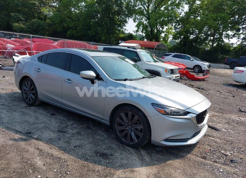 2018 Mazda Mazda6 TOURING (VIN JM1GL1VM9J1312093) main photo