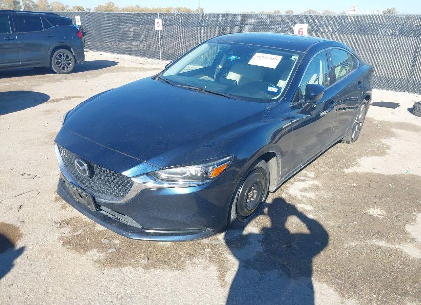 Photo 2 of 2018 Mazda Mazda6 TOURING (VIN JM1GL1VM9J1335728)