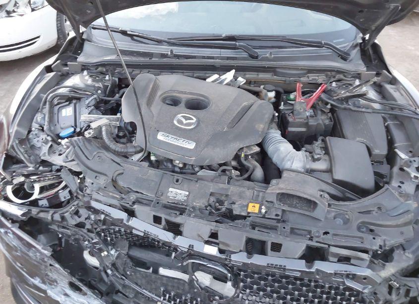 Photo 10 of 2018 Mazda Mazda6 SIGNATURE (VIN JM1GL1XY3J1332887)