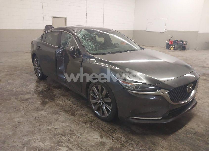 2018 Mazda Mazda6 SIGNATURE (VIN JM1GL1XY9J1313146) main photo