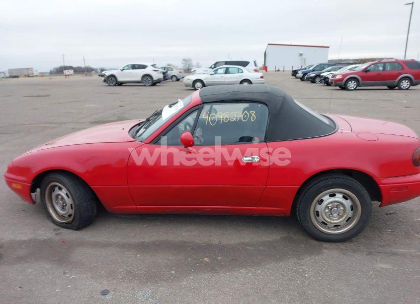 Photo 14 of 1996 Mazda Mx-5 MIATA (VIN JM1NA3532T0705667)