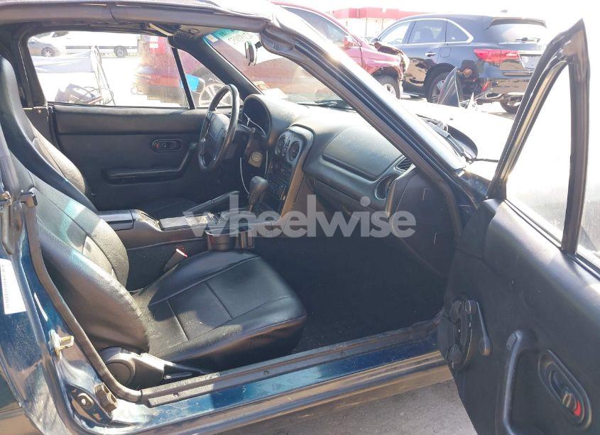 Photo 5 of 1996 Mazda Mx-5 MIATA (VIN JM1NA3533T0716564)