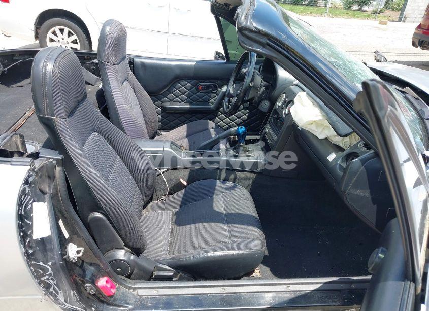 Photo 5 of 1997 Mazda Mx-5 MIATA LEATHER PKG/M EDITION/POPULAR EQUIPMENT PKG/R PKG./STO/TOURING PKG (VIN JM1NA3537V0726131)