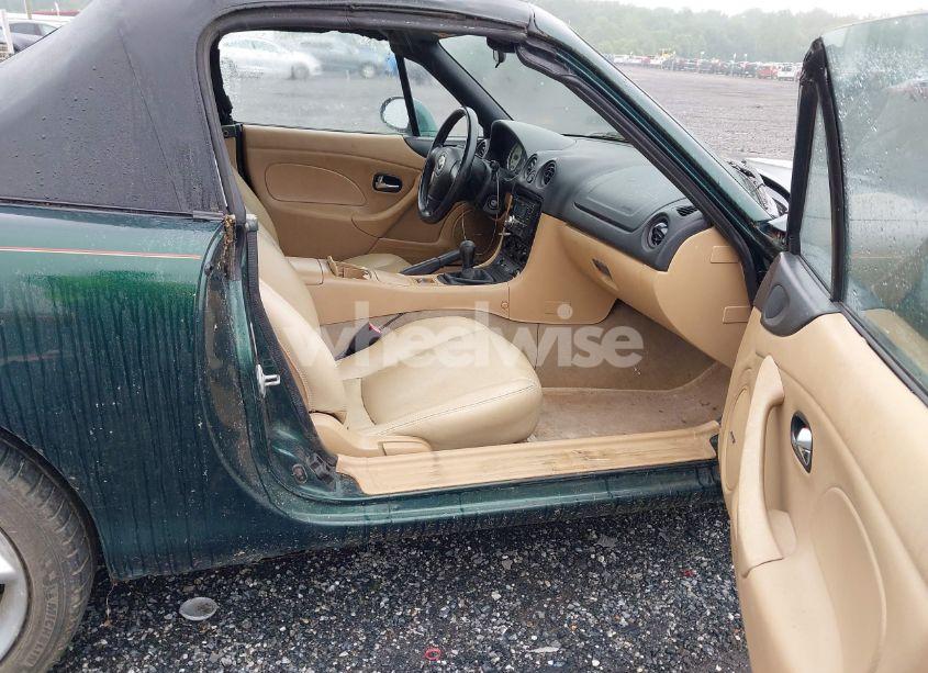 Photo 5 of 2002 Mazda Mx-5 MIATA CLOTH/LS/SE (VIN JM1NB353120227088)