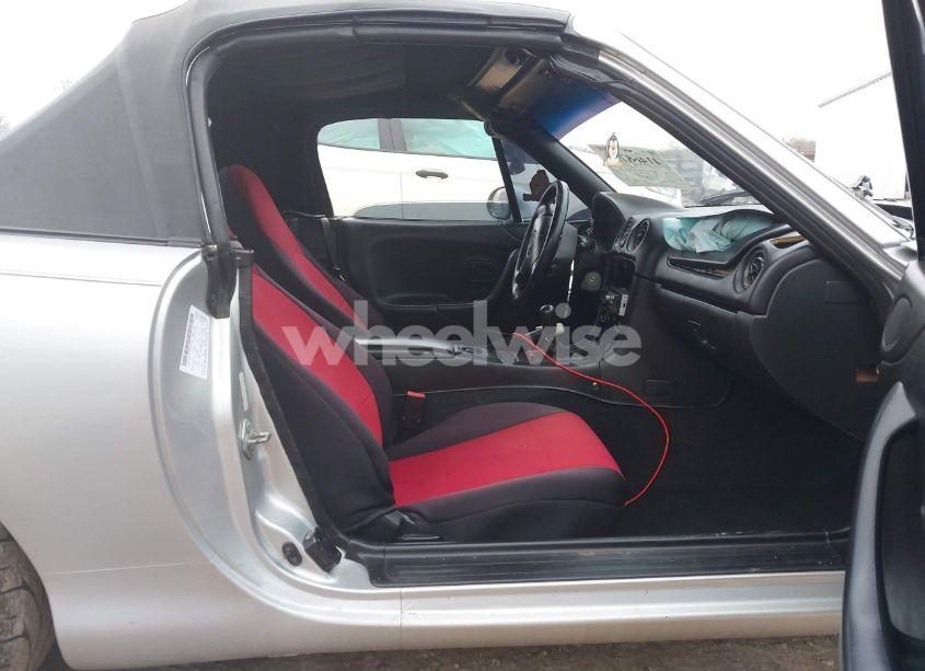 Photo 5 of 2000 Mazda Mx-5 MIATA LS/SPECIAL EDITION (VIN JM1NB3531Y0143779)