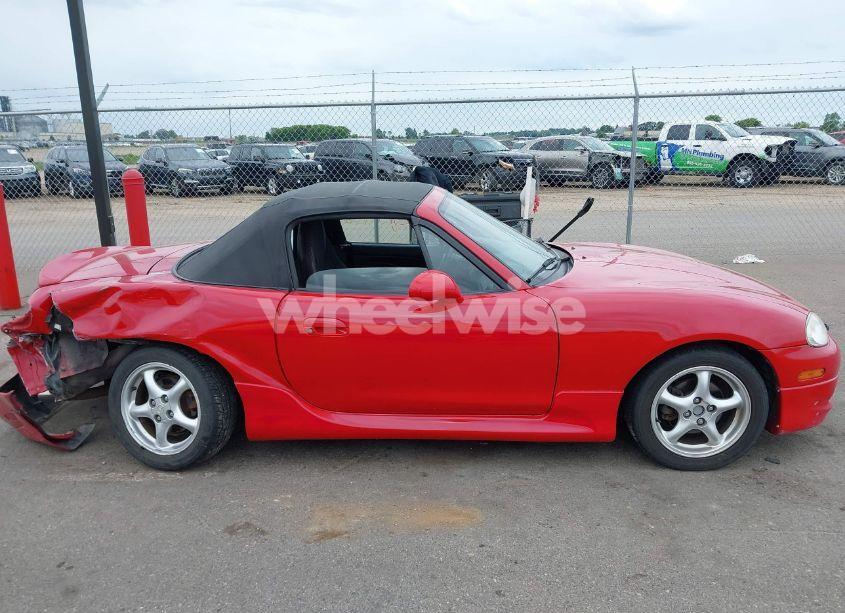 Photo 13 of 2002 Mazda Mx-5 MIATA CLOTH/LS/SE (VIN JM1NB353220229173)