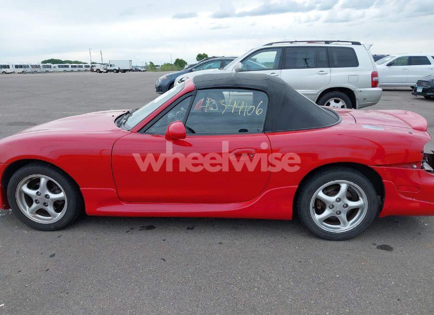 Photo 14 of 2002 Mazda Mx-5 MIATA CLOTH/LS/SE (VIN JM1NB353220229173)