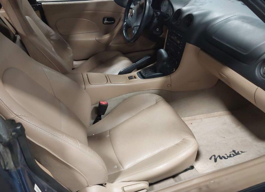 Photo 5 of 2002 Mazda Mx-5 MIATA CLOTH/LS/SE (VIN JM1NB353320228386)