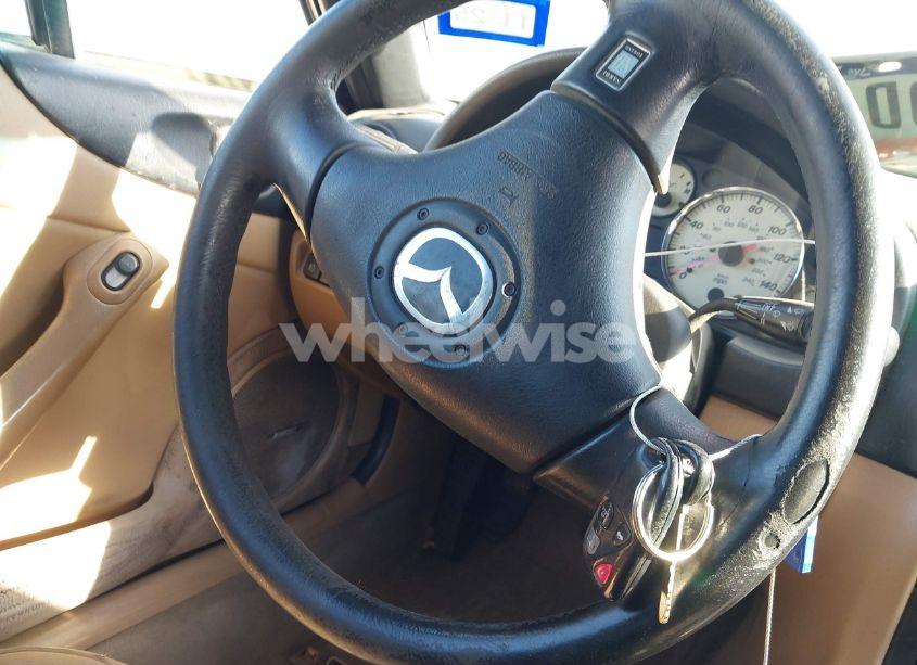 Photo 11 of 2002 Mazda Mx-5 MIATA CLOTH/LS/SE (VIN JM1NB353520233203)