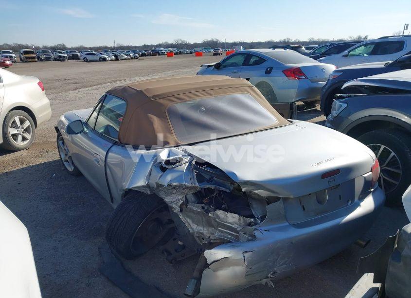 Photo 3 of 2002 Mazda Mx-5 MIATA CLOTH/LS/SE (VIN JM1NB353520233203)