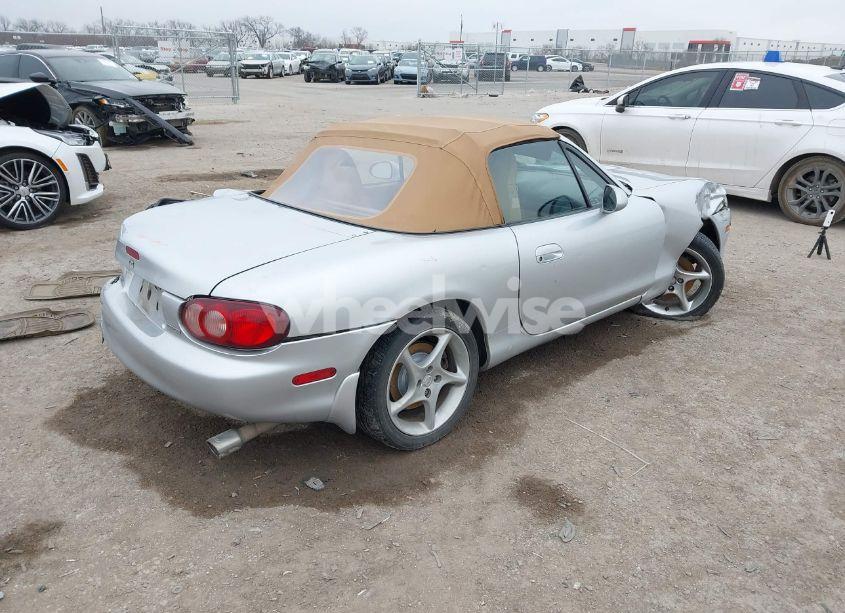 Photo 4 of 2002 Mazda Mx-5 MIATA CLOTH/LS/SE (VIN JM1NB353520233203)