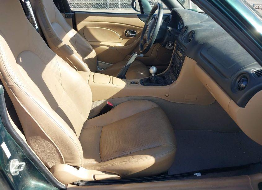 Photo 5 of 2002 Mazda Mx-5 MIATA CLOTH/LS/SE (VIN JM1NB353620230956)