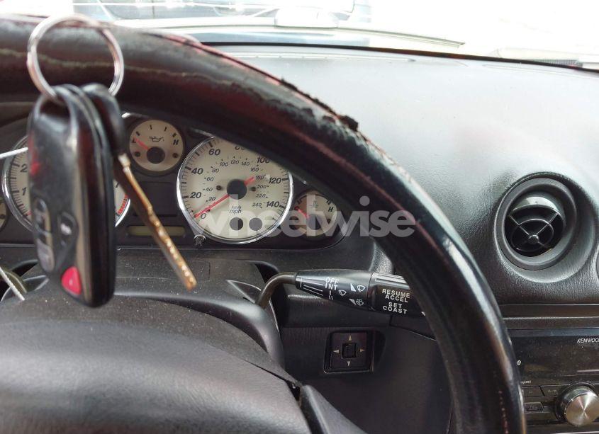 Photo 10 of 2002 Mazda Mx-5 MIATA CLOTH/LS/SE (VIN JM1NB353920230627)