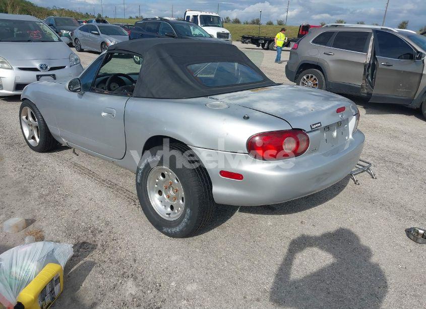 Photo 3 of 2004 Mazda Mx-5 MIATA LS (VIN JM1NB353940400519)