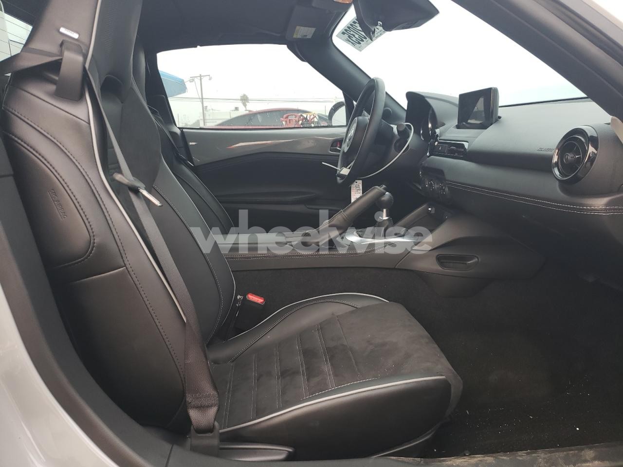 Photo 10 of 2024 MAZDA MX-5 MIATA CLUB (VIN JM1NDAL71R0607675)