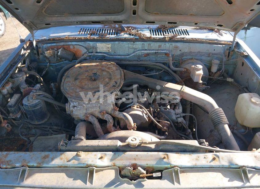 Photo 10 of 1987 Mazda B2000 (VIN JM2UF1110H0533504)