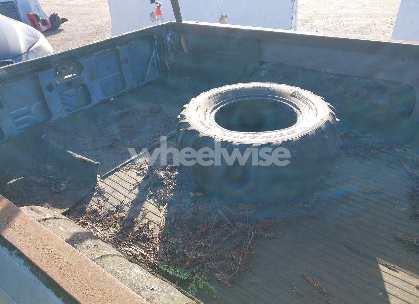 Photo 8 of 1987 Mazda B2000 (VIN JM2UF1110H0533504)