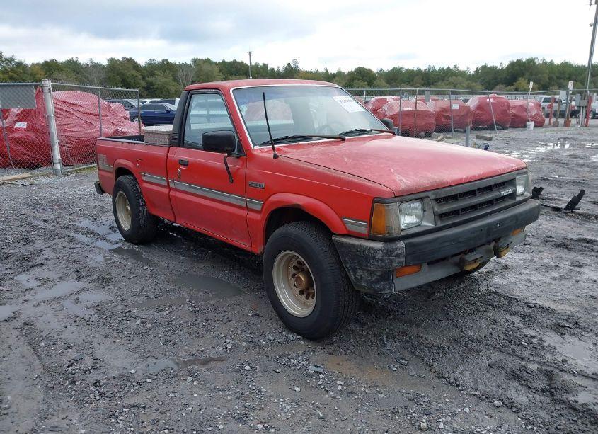 1987 Mazda B2000 (VIN JM2UF1113H0557974) main photo