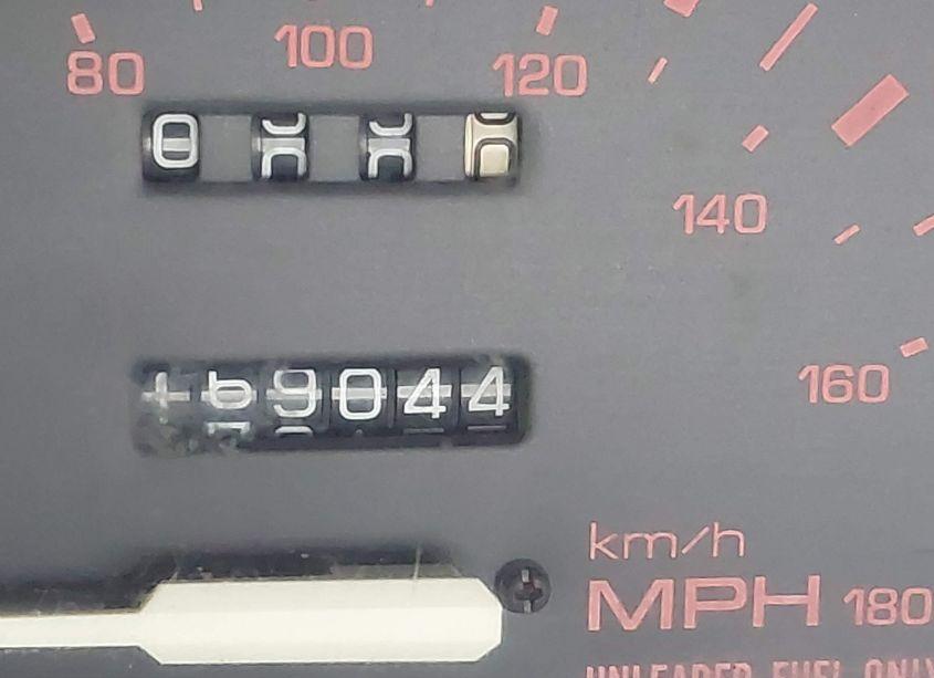 Photo 7 of 1987 Mazda B2000 (VIN JM2UF1113H0557974)