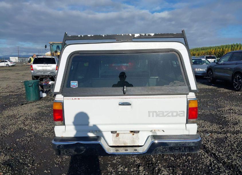 Photo 16 of 1990 Mazda B2200 SHORT BED (VIN JM2UF1132L0856950)