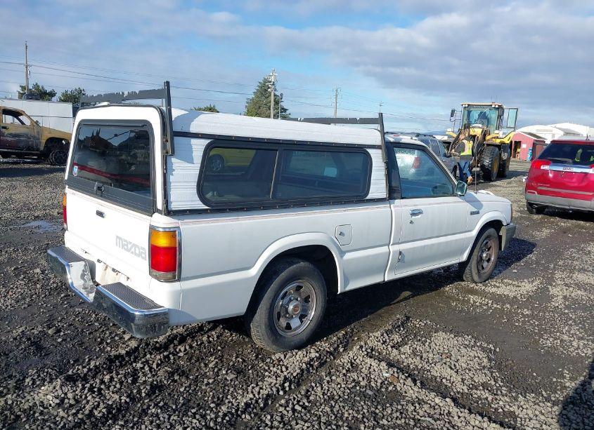 Photo 4 of 1990 Mazda B2200 SHORT BED (VIN JM2UF1132L0856950)