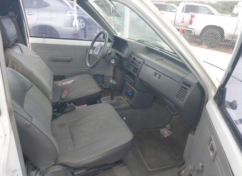 Photo 5 of 1989 Mazda B2200 SHORT BED (VIN JM2UF113XK0781669)
