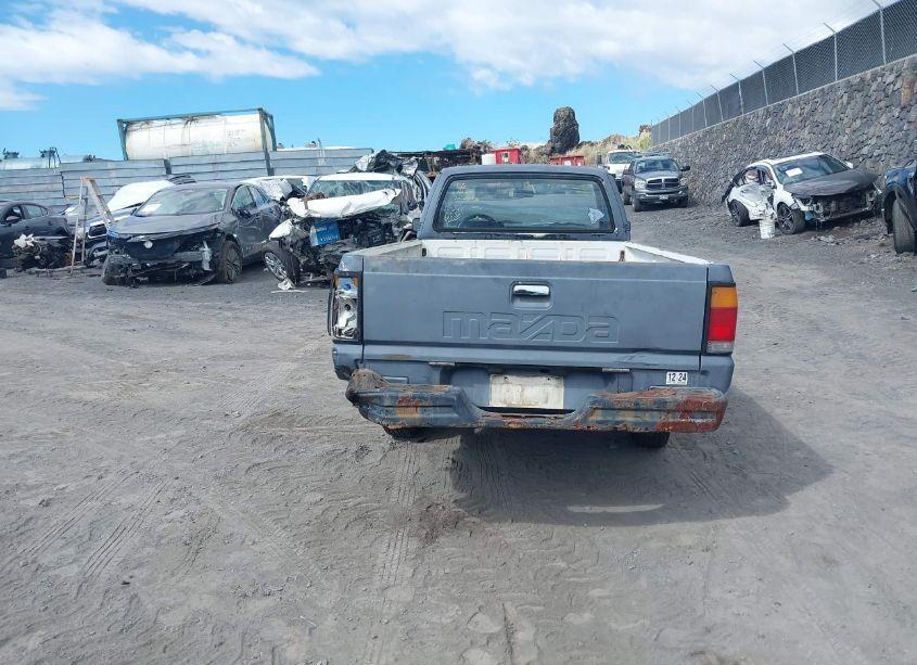 Photo 16 of 1987 Mazda B2000 LONG BED (VIN JM2UF2112H0580801)